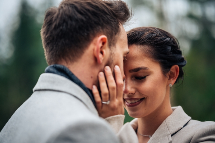 Paarhooting Paar genießt den Moment